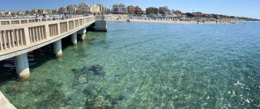 דירות לידו די אוסטיה Cipriani מראה חיצוני תמונה